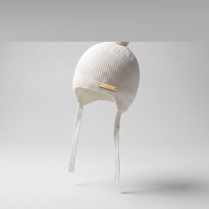 GORRO OREJERO BEBE PUNTO CON POMPON PUNTO